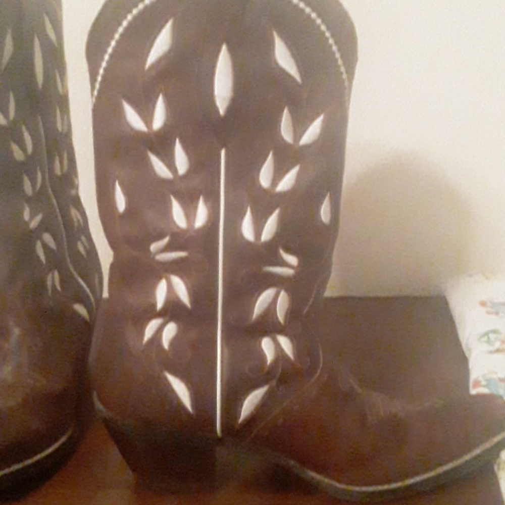 Cowboy boots - Picture 3 of 4
